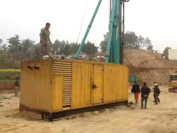 湄潭如何判断水冷式机油散热器密封件是否需要更换？